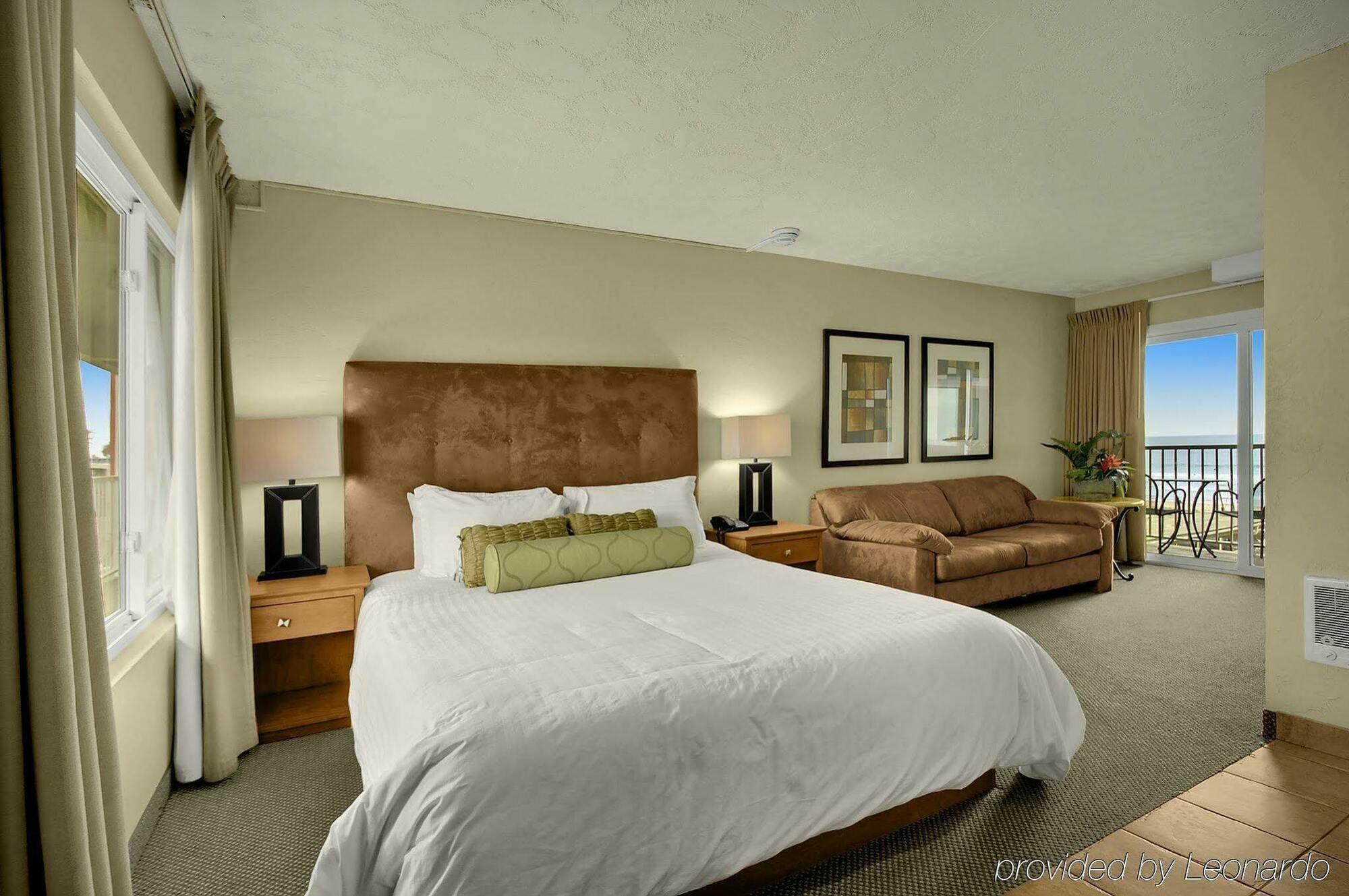 Surfer Beach Hotel San Diego Rum bild